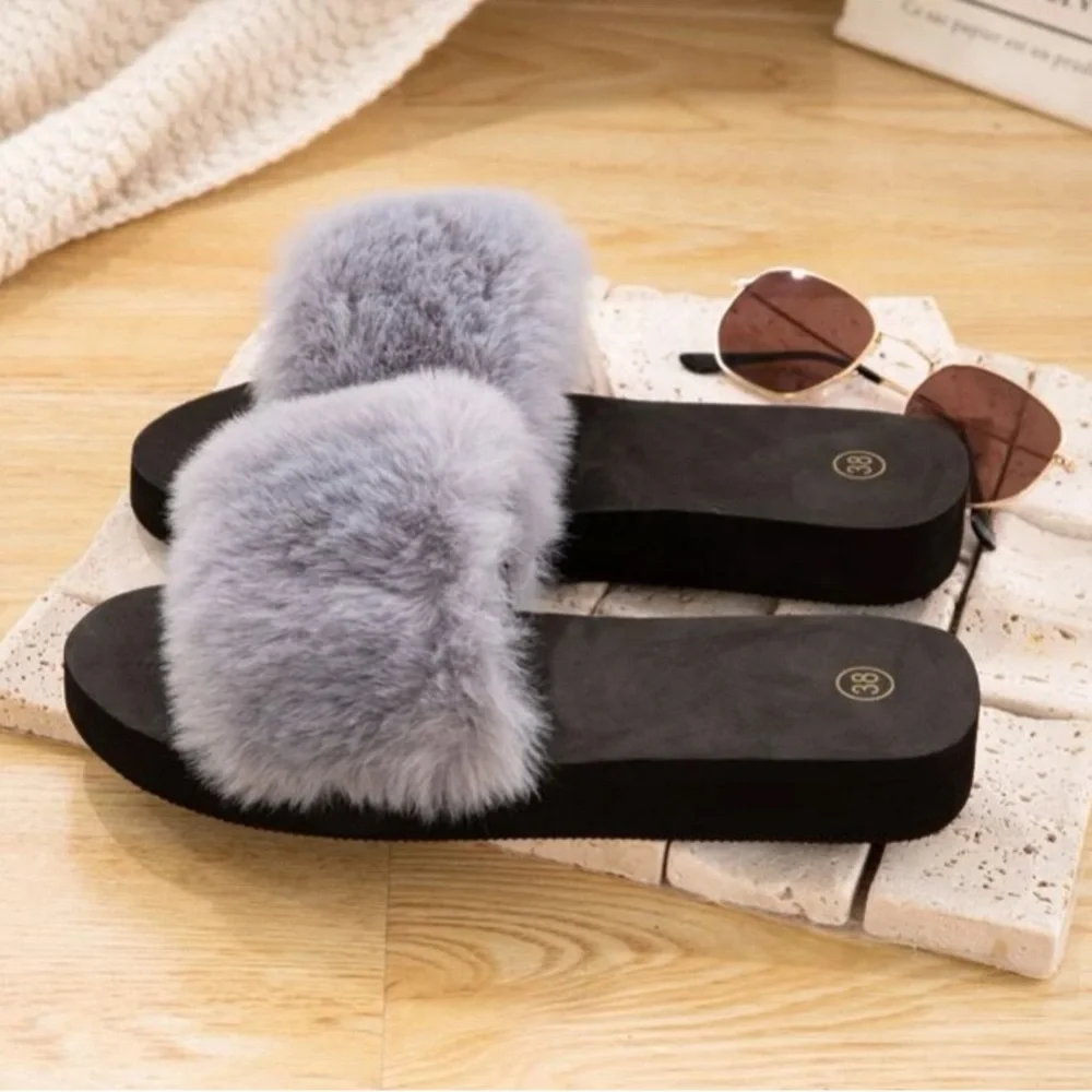 Ladies Slides by SHEIN